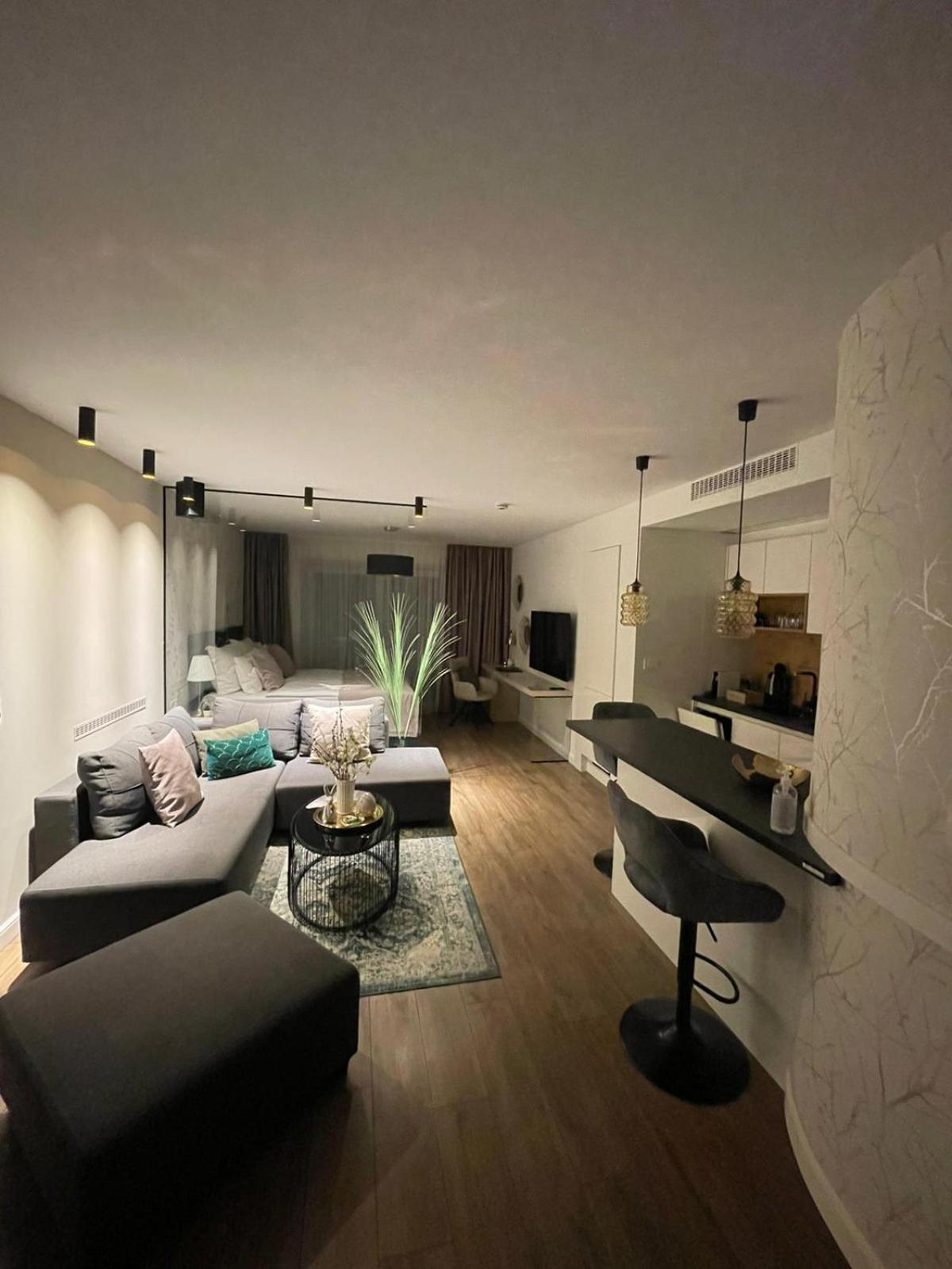 Apartman My Story Осиек Экстерьер фото